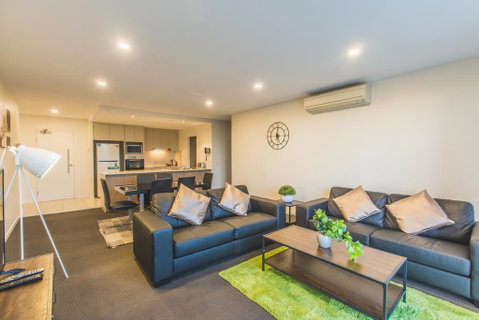 Azzura Greens Resort - Accommodation Tasmania 1