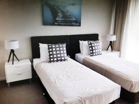 Azzura Greens Resort - Accommodation Tasmania 0