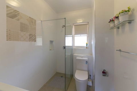 B9 Close To UWA, Swan River, Cafes And The New Children's Hospital - Accommodation Tasmania 3