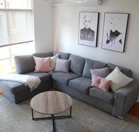 Balcony Retreat Apartment by Ready Set Host - Accommodation Tasmania