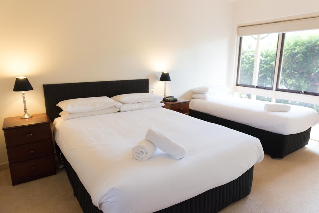 Warrenheip VIC Accommodation Tasmania