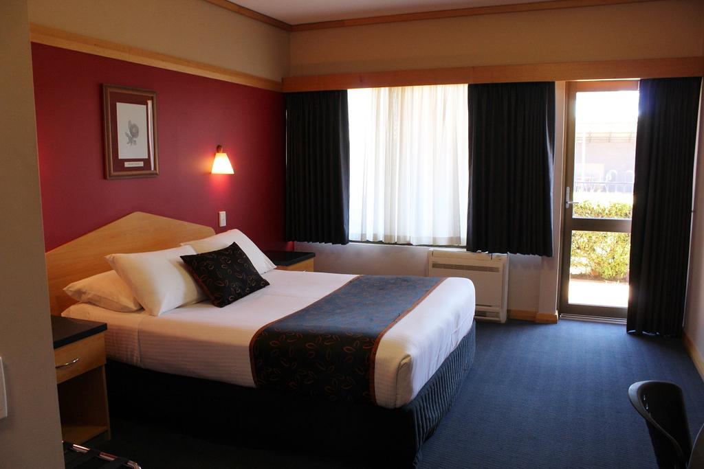 Muja WA Accommodation Tasmania