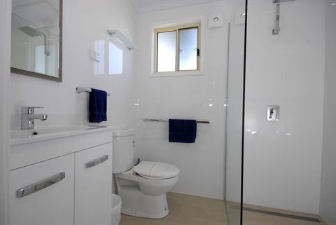 Barrack Point Holidays - Accommodation Tasmania 3