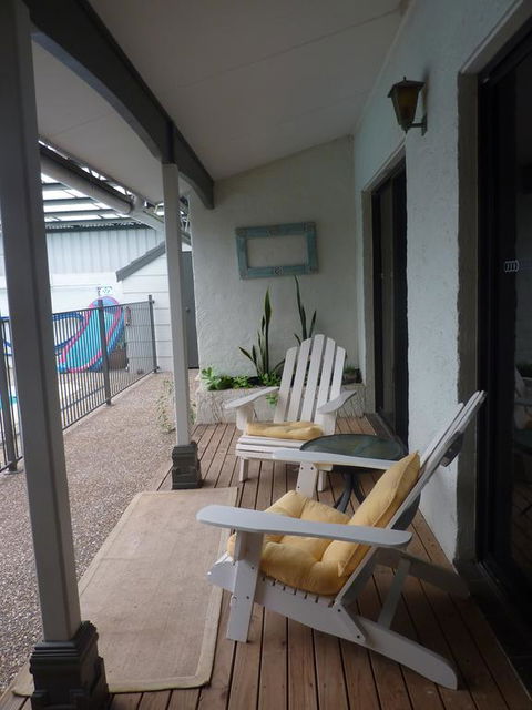 Batemans Bay Manor - Bed And Breakfast - Accommodation Tasmania 1