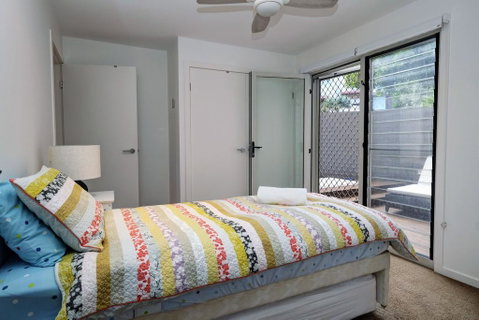 BEACH - BAY - BEE - PET FRIENDLY - Accommodation Tasmania 3