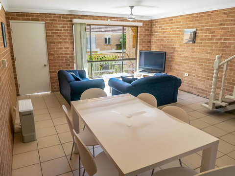 Beach Chalet 3 - Accommodation Tasmania 0