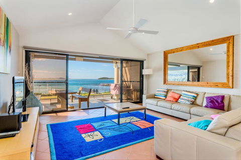 Beach Duplex 72b Marine Dr - Fingal Bay - Accommodation Tasmania 2