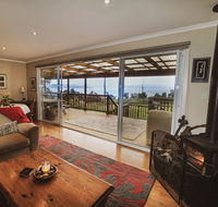 Beach House 'Aisling' - Accommodation Tasmania