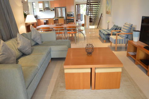 Beach House Apartment 1 - Accommodation Tasmania 2