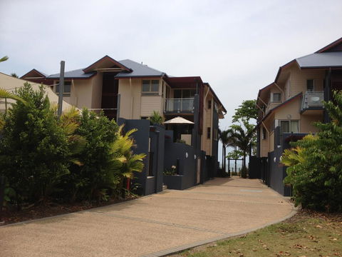 Beach House Apartment 1 - Accommodation Tasmania 0