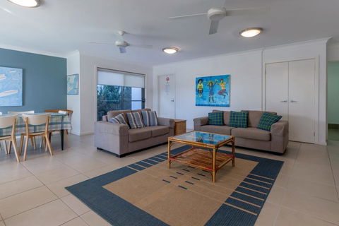 Beach House, Pacific Road, 1/20 - Accommodation Tasmania 3