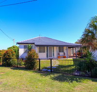 Beach Side Cottage At Blacksmiths - Accommodation Tasmania