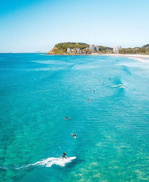 Beach Side Ocean Burleigh Heads 3 Bedroom Family Accomodation - Accommodation Tasmania 3