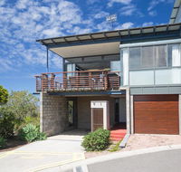 Beach View At One Mile' 8/26 One Mile Close - infinity complex pool  WIFI - Accommodation Tasmania