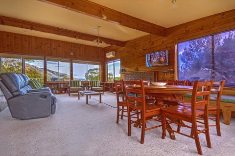 Beachcroft - Accommodation Tasmania 2