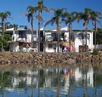 Beachfront 1 25 Willow Street