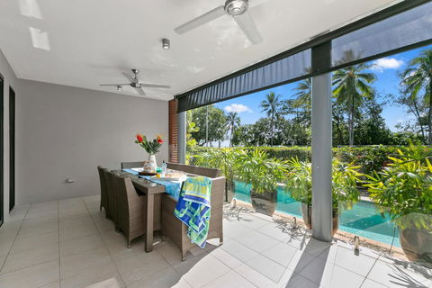Beachfront Apartment With Ocean Views - Accommodation Tasmania 0