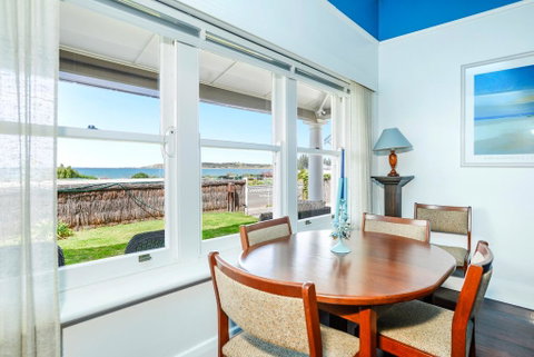 Beachfront Buena Vista - PetFriendly - Accommodation Tasmania 3