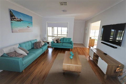 Beachfront Living! - Accommodation Tasmania 2