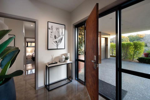 Retreat Lake Daylesford - Free Wifi - Accommodation Tasmania 1