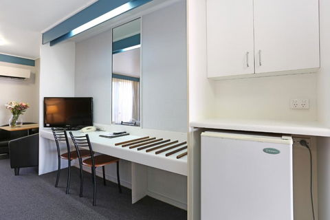 Reef Resort Motel - Accommodation Tasmania 1