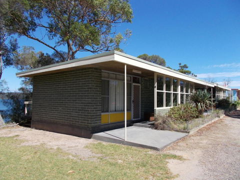 Regatta Point Holiday Park - Accommodation Tasmania 2