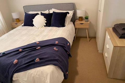 Relax In The Spa With Views Opposite Lake Eildon - Accommodation Tasmania 2