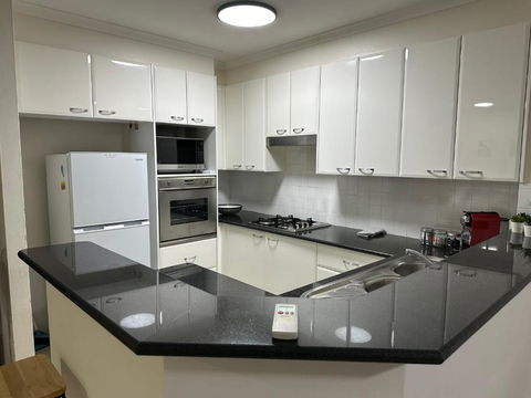 Resort Style 2BR Apt In Pyrmont Next To Darling Harbour - Accommodation Tasmania 2
