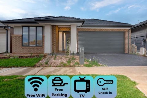 ResortStyle 4BR House With Parking - Accommodation Tasmania 0