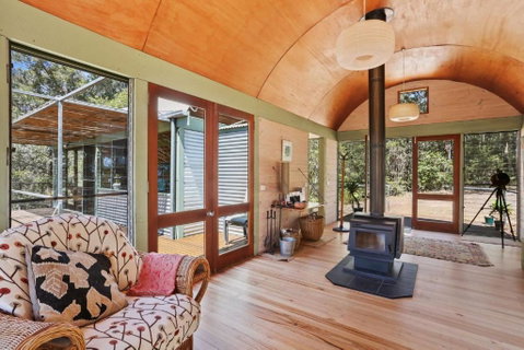 Rikkara Sanctuary 19 Rikkara Avenue Private Retreat - Accommodation Tasmania 1