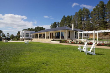 Riversdale Estate Cottages with Accommodation Tasmania
