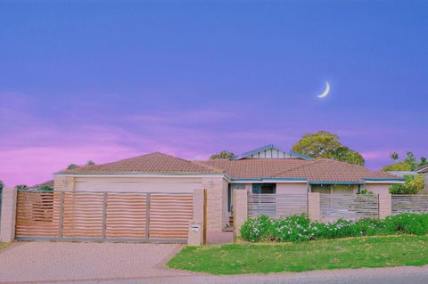 Riverside 5bedrooms Holiday House With Swimming Pool - Accommodation Tasmania 0