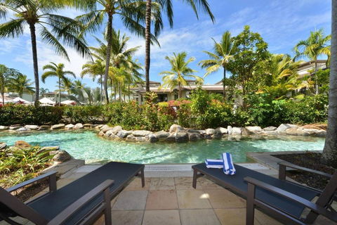 Resort-style Swim Out - A True Tropical Oasis - Accommodation Tasmania 0