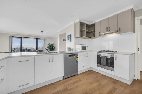 Salty Views - Accommodation Tasmania 2