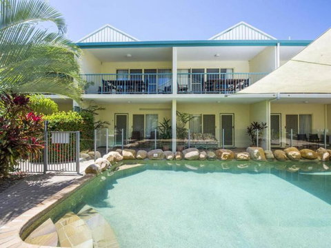 SAILS 9 Beachfront Getaway Horseshoe Bay - Accommodation Tasmania 0