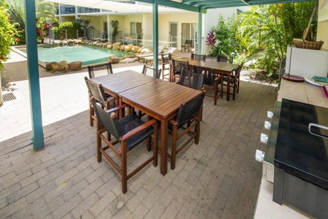 SAILS 9 Beachfront Getaway Horseshoe Bay - Accommodation Tasmania 3