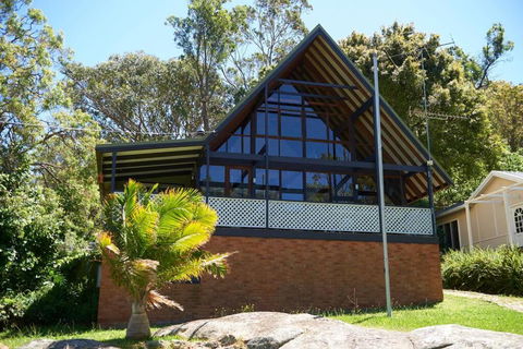 Riviera On Hawkesbury An Island Style Escape - Accommodation Tasmania 1