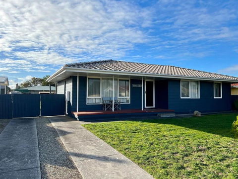 Robey - Robe - Accommodation Tasmania 2