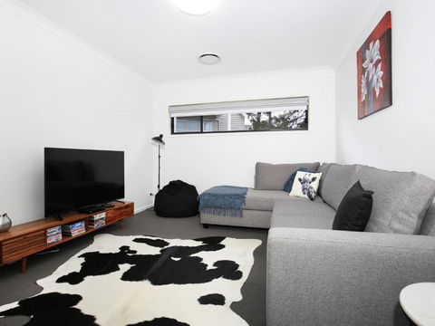 Rockwall I Pet Friendly I Fire Pit - Accommodation Tasmania 3