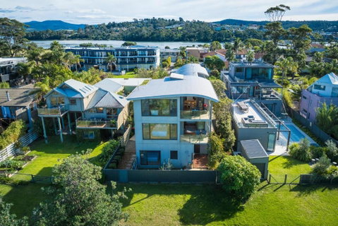 Rolling Waves 3 - Beach Access & Pet Friendly! - Accommodation Tasmania 1