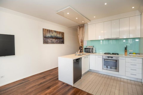 Rome Sky Villa - Accommodation Tasmania 3