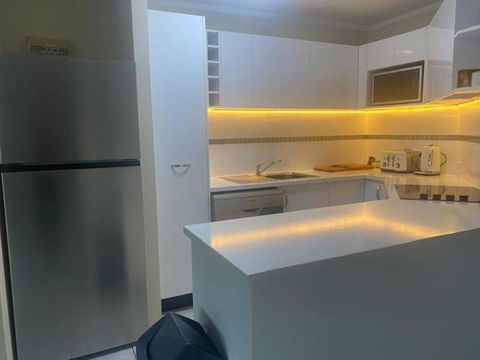 ROOFTOP APARTMENT AT MARINA TERRACES - Accommodation Tasmania 2