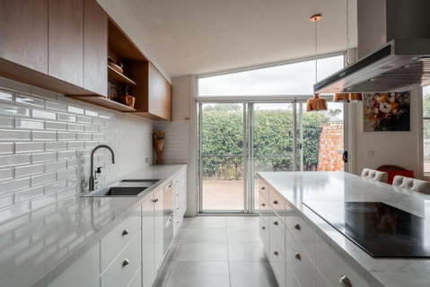 Rose Villa Heritage Home With Parking & WiFi - Accommodation Tasmania 2