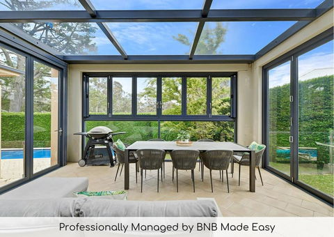 Roselawn Retreat - Pool, Incredible Views, Sleeps 8 - Accommodation Tasmania 0