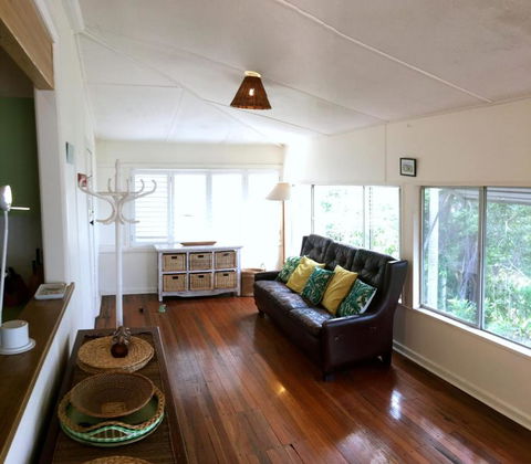 Rosemaree, 24 East Street - Accommodation Tasmania 1