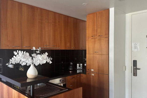 Royal Garden Residence - Accommodation Tasmania 2