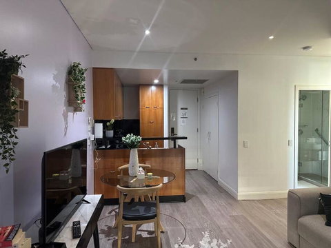 Royal Garden Residence - Accommodation Tasmania 3