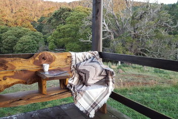 Rustic Hut Bush Retreat with Accommodation Tasmania