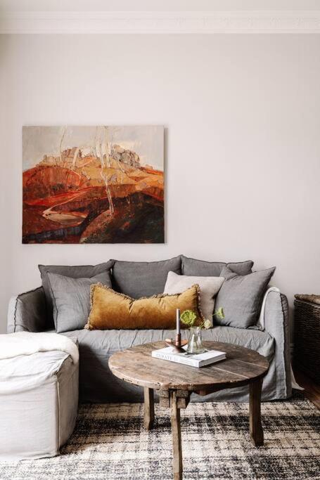 Sailors Whisk, Luxurious Restored Antique Cottage - Accommodation Tasmania 3