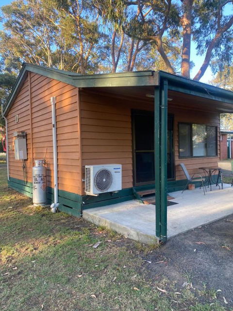 Sale Caravan Park - Accommodation Tasmania 2